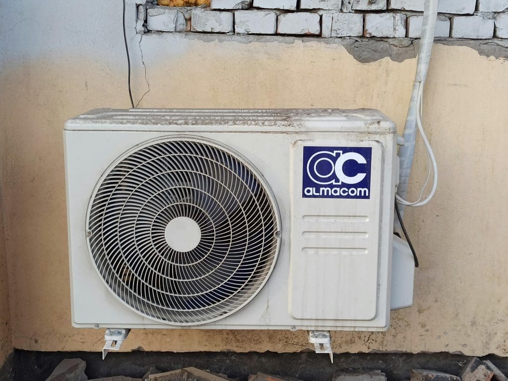 Heating-and-AC-in-Brentwood   Need   professional  climate control specialists in Brentwood?  Direct AC 24/7  provides   premium  comfort solutions  day and night  in Brentwood.